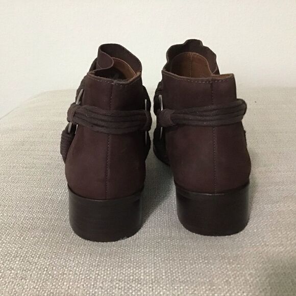 Bernado Francesca Bootie NWOT  - Picture 10 of 11